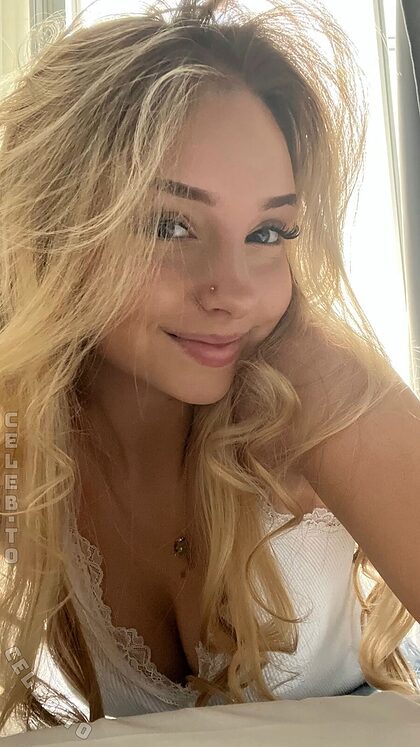 Enya Elisa nude photo #16