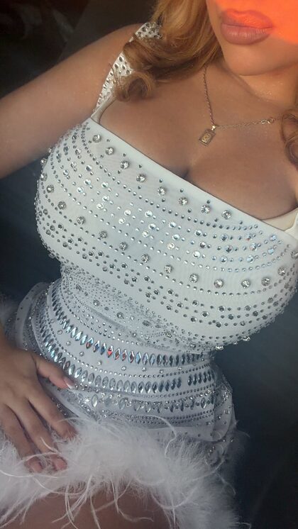 Erika M Diaz nude photo #11
