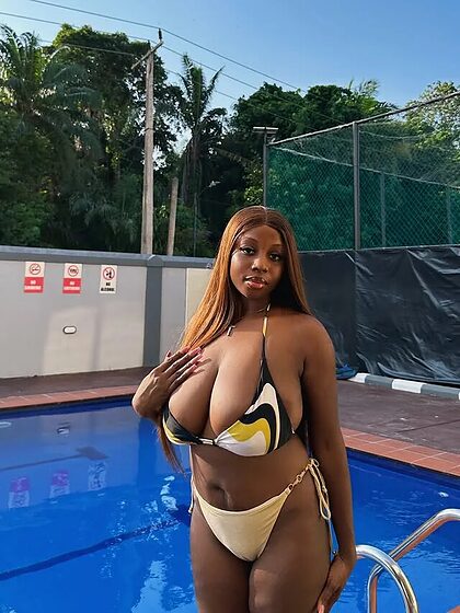 Erimegar nude photo #18