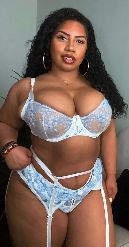 Forevercurlybri nude photo #68