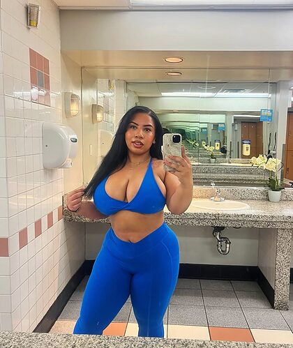 Forevercurlybri nude photo #81