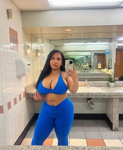 Forevercurlybri nude photo #82
