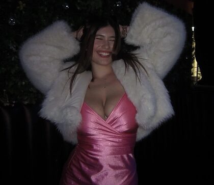 Gabby G. nude photo #15