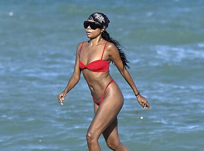 Gabrielle Union nude photo #31