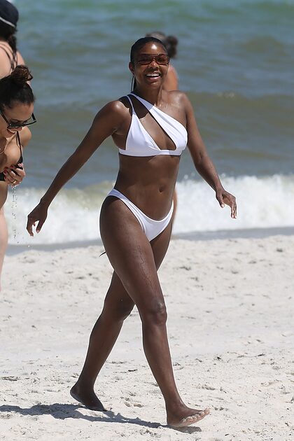 Gabrielle Union nude photo #63