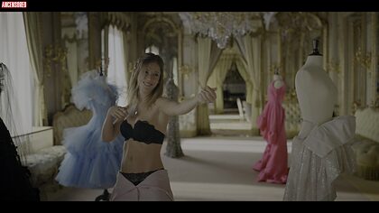 Georgina Amorós nude photo #9