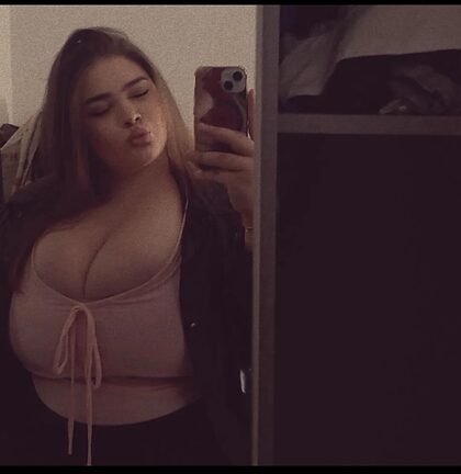 German girl with huge tits nude photo #7