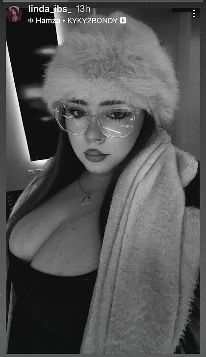 German girl with huge tits nude photo #10