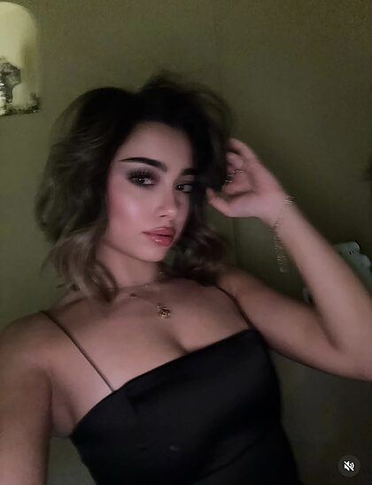 Ghiidzz nude photo #2