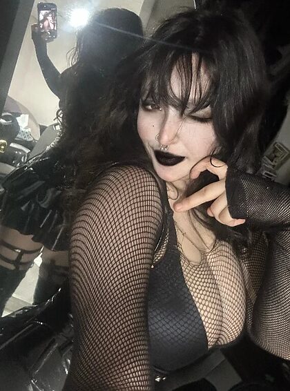 ghoulishbats nude photo #80