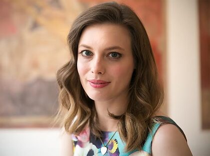 Gillian Jacobs nude photo #42
