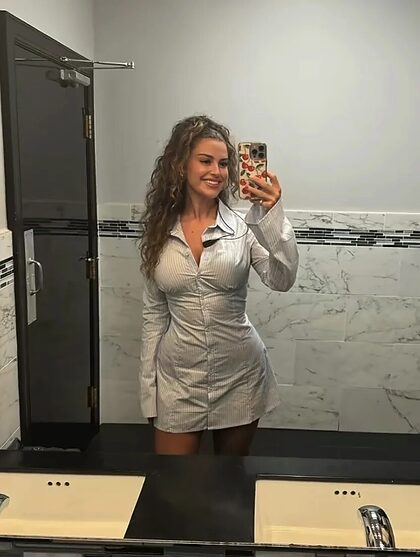 Gillie G nude photo #32