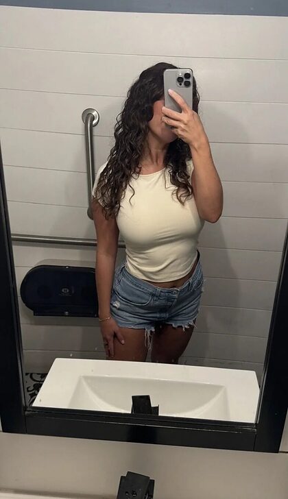 Gillie G nude photo #90