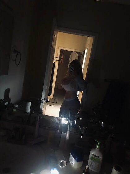 Gracesharpp nude photo #16