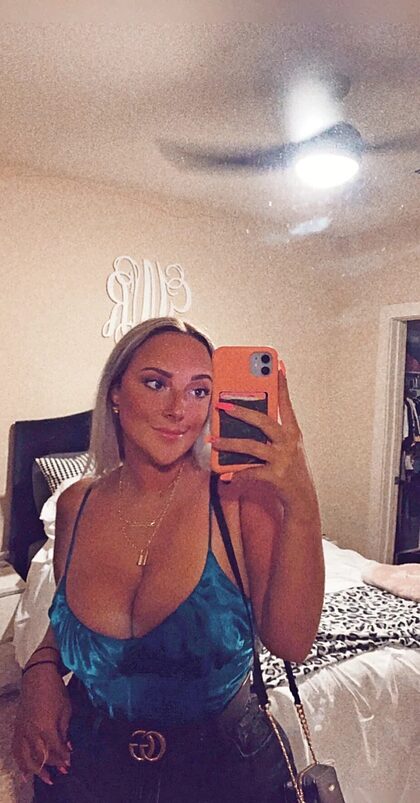Gracie W nude photo #66