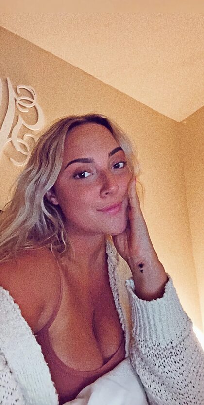 Gracie W nude photo #80