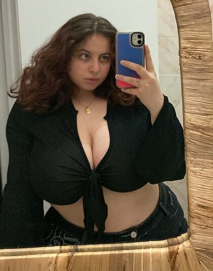 H Curviest Thiccest Growing nude photo #8