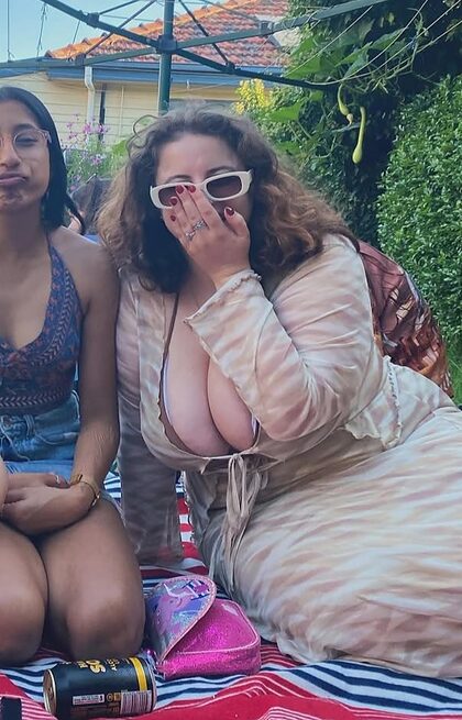 H Curviest Thiccest Growing nude photo #40