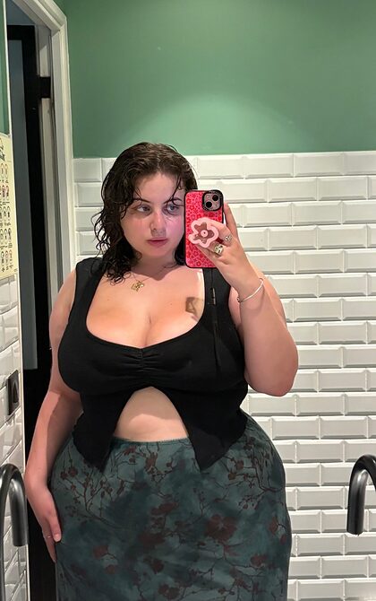 H Curviest Thiccest Growing nude photo #57