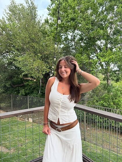Haley N. nude photo #17