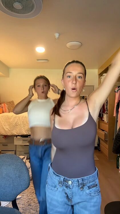 Haley N. nude photo #44