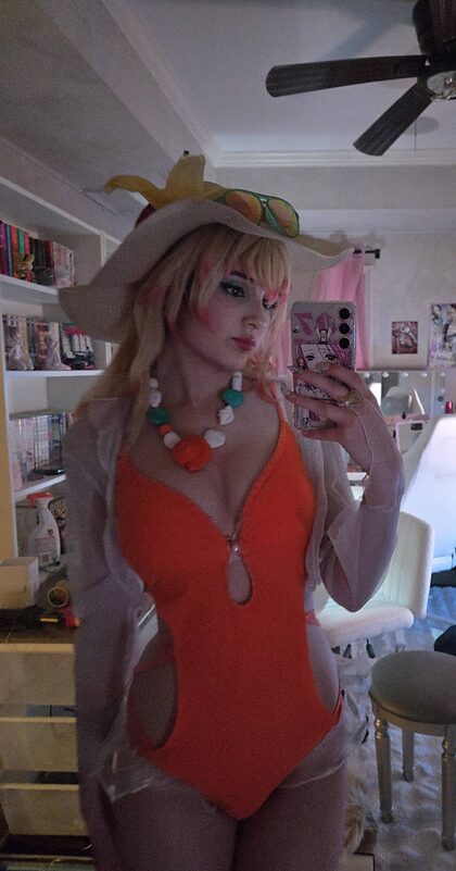 Harley nude photo #5