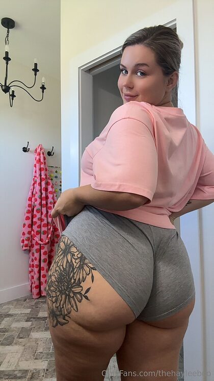 hayleebooo16 nude photo #2