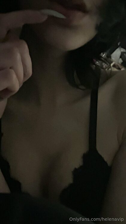 Helena Raye nude photo #7