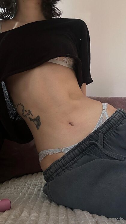 Helena Raye nude photo #16
