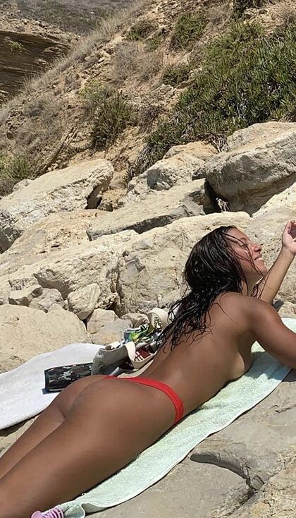 hila.shafir nude photo #9