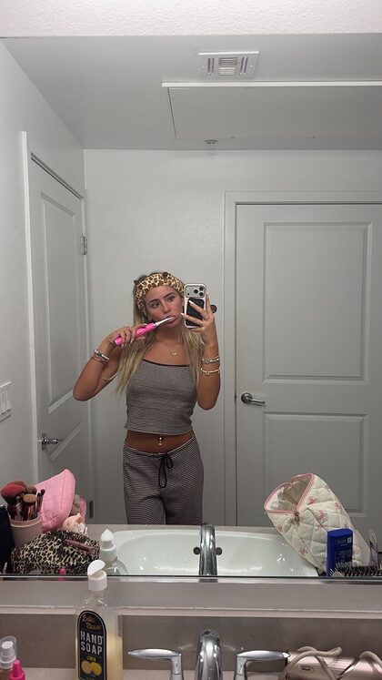 Hippicam nude photo #138