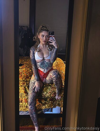 HonkyTonkDaisy nude photo #11