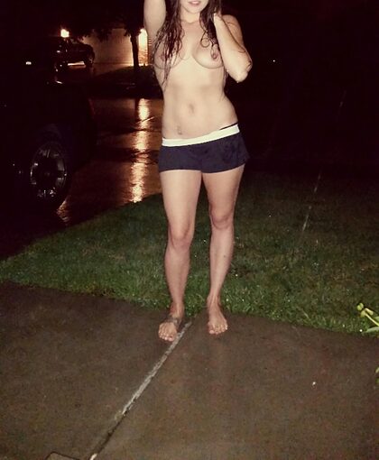 idrivebarefoot nude photo #49