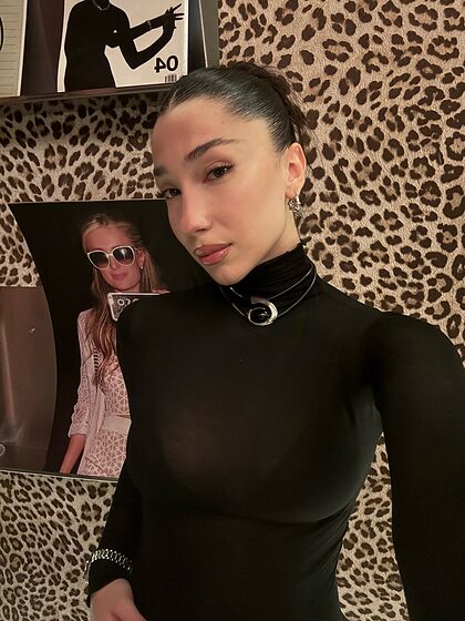 İrem Bozkurt nude photo #9