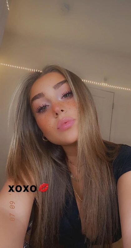 Isabel K nude photo #33