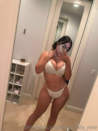 Jenny69 nude photo #9