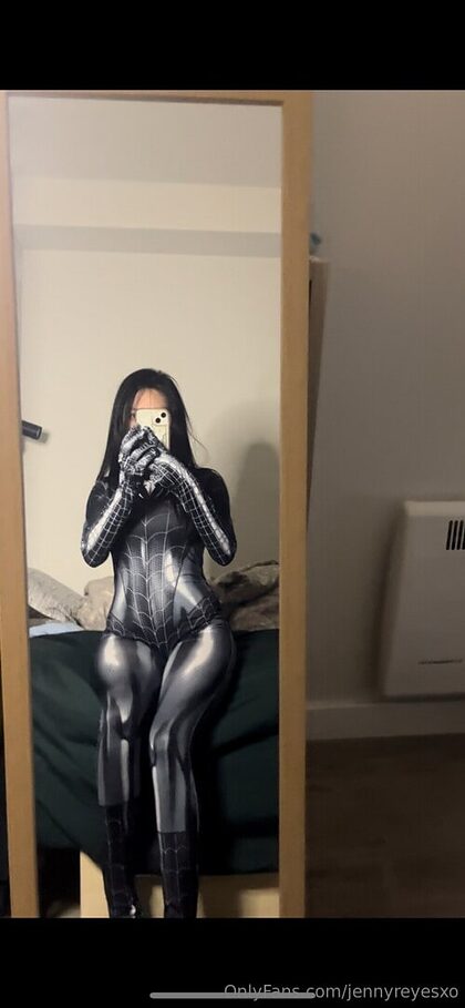 Jennyreyesxo nude photo #3