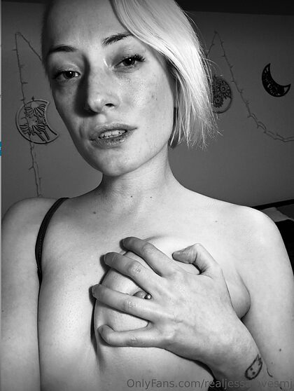 Jessa Furches nude photo #8
