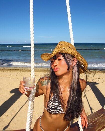 Jessica Chieh nude photo #23