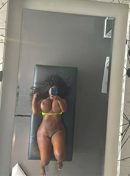 Júu Torres e Leka Torres nude photo #1