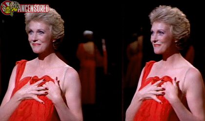 Julie Andrews nude photo #7