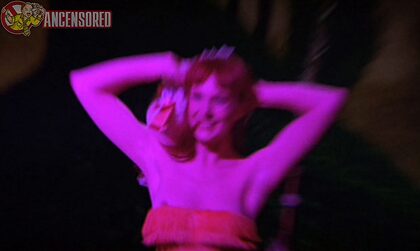 Julie Andrews nude photo #18