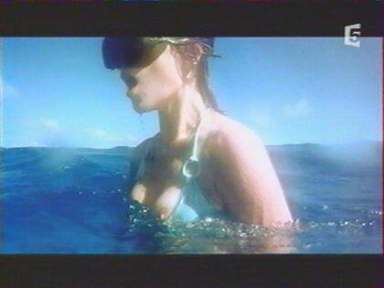 Julie Andrieu nude photo #1