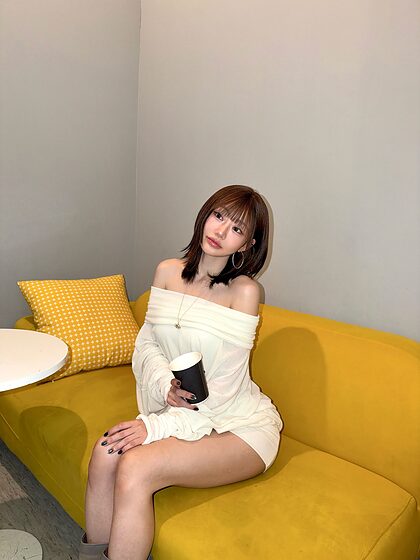 Julie nude photo #38