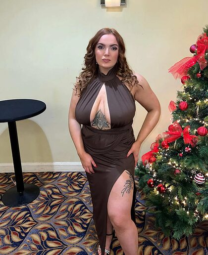 Julie nude photo #67