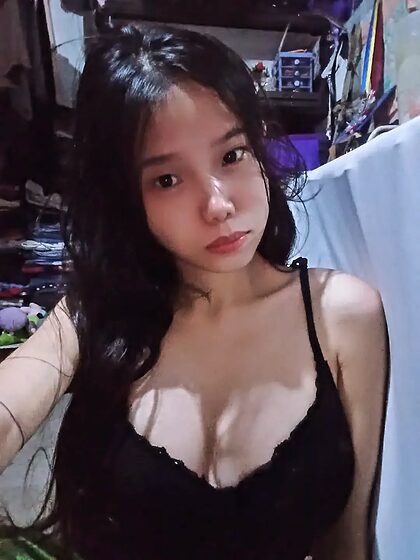 Kaine Dingal nude photo #18