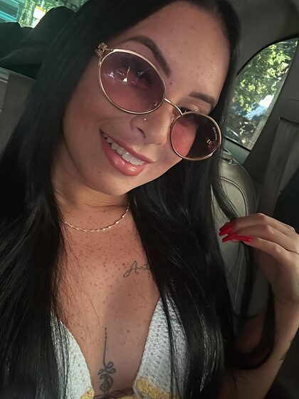 KAMILLA FARIA nude photo #9