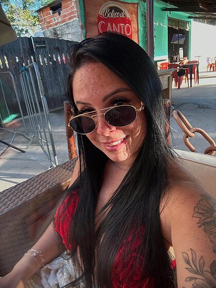 KAMILLA FARIA nude photo #17