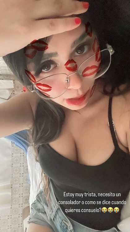 Karla nude photo #25