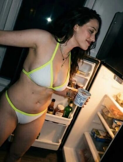 Kat Dennings nude photo #23